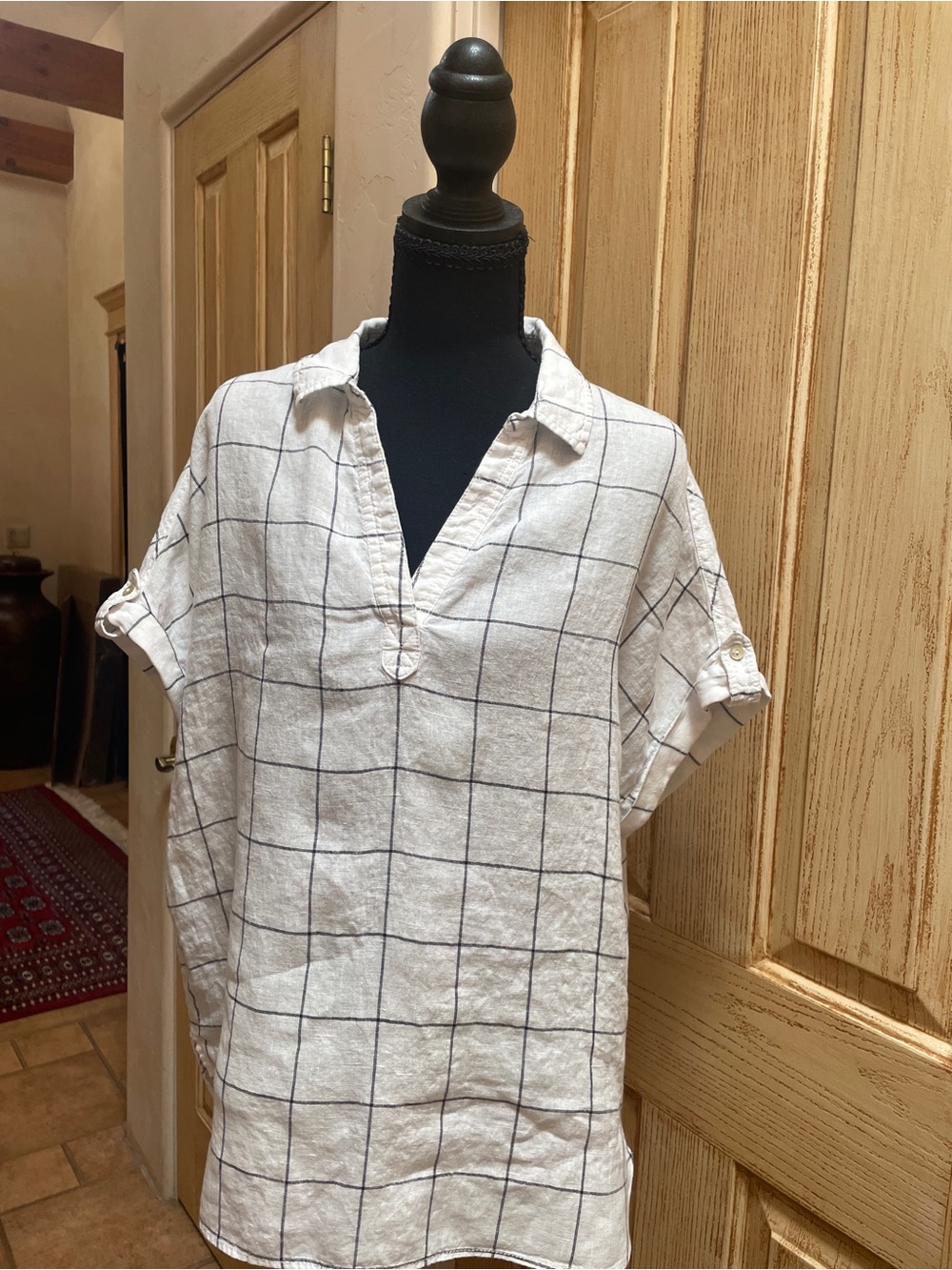 Tahari Linen top